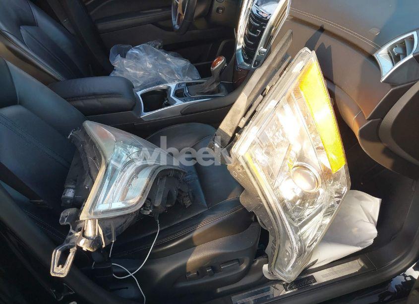 Photo 12 of 2015 Cadillac Srx PERFORMANCE COLLECTION (VIN 3GYFNCE33FS556511)