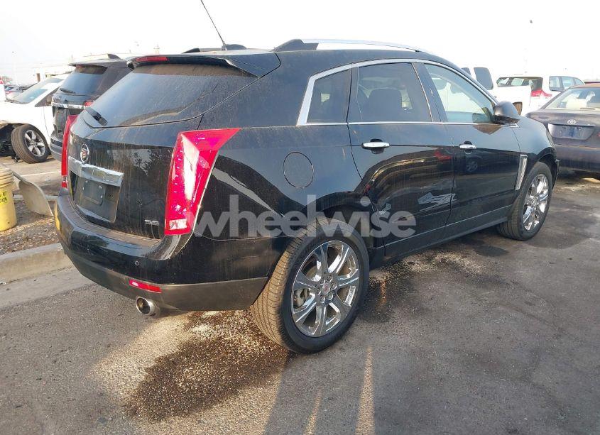 Photo 4 of 2015 Cadillac Srx PERFORMANCE COLLECTION (VIN 3GYFNCE33FS556511)