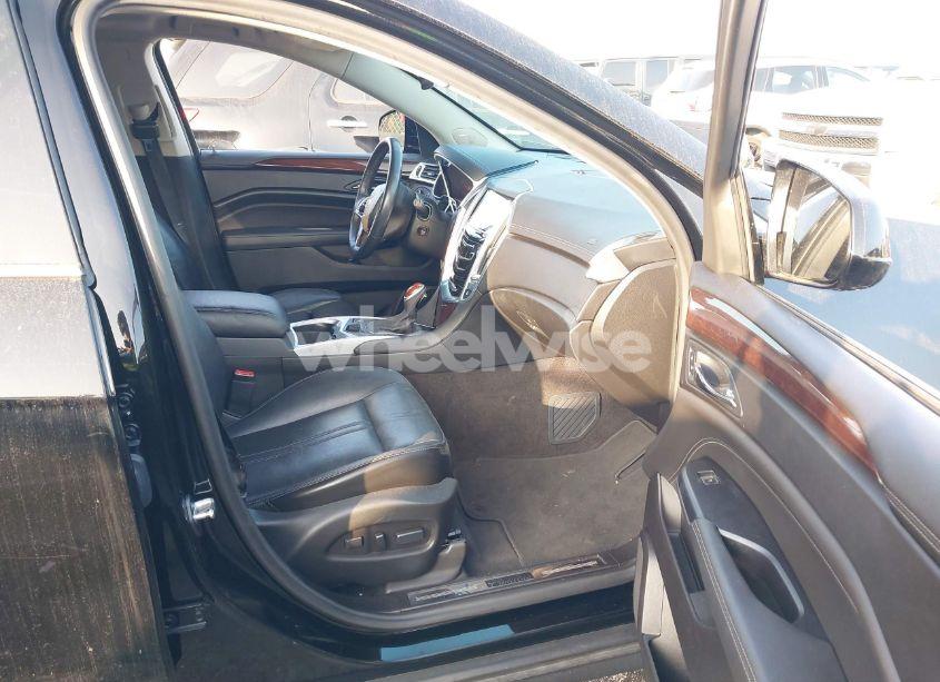 Photo 5 of 2015 Cadillac Srx PERFORMANCE COLLECTION (VIN 3GYFNCE33FS556511)