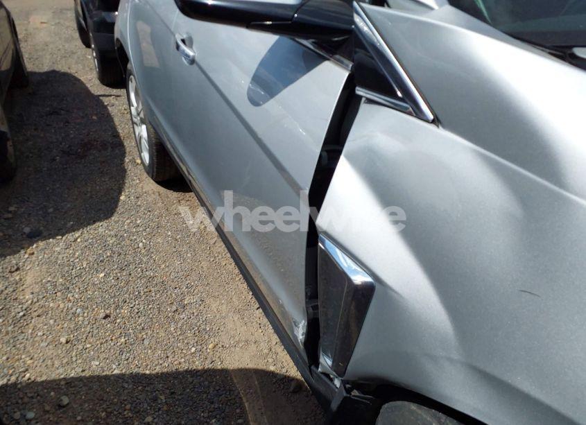 Photo 19 of 2015 Cadillac Srx PERFORMANCE COLLECTION (VIN 3GYFNCE33FS594885)