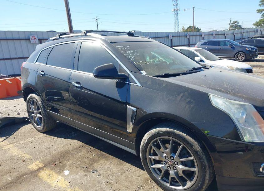 Photo 13 of 2016 Cadillac Srx PERFORMANCE COLLECTION (VIN 3GYFNCE34GS563968)