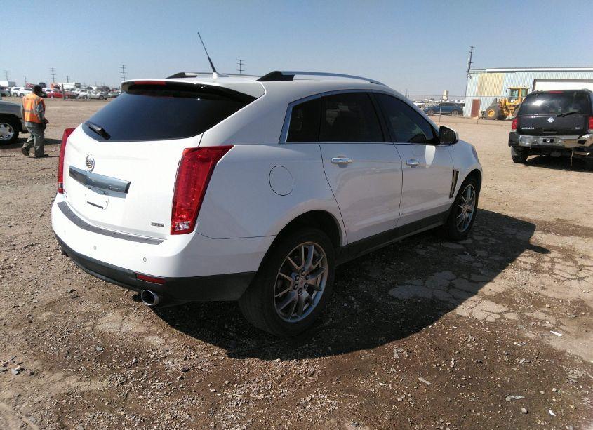Photo 4 of 2014 Cadillac Srx PERFORMANCE COLLECTION (VIN 3GYFNCE35ES538199)