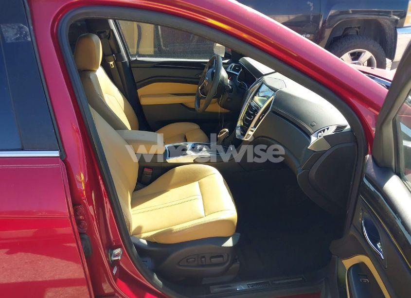 Photo 5 of 2014 Cadillac Srx PERFORMANCE COLLECTION (VIN 3GYFNCE36ES534078)