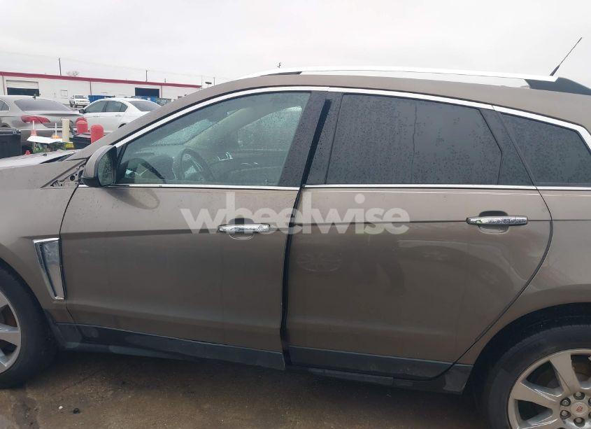 Photo 14 of 2014 Cadillac Srx PERFORMANCE COLLECTION (VIN 3GYFNCE36ES647366)