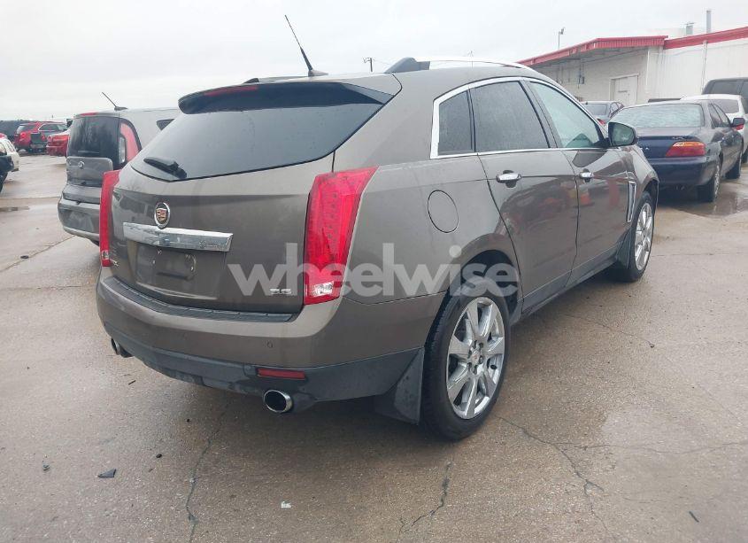 Photo 4 of 2014 Cadillac Srx PERFORMANCE COLLECTION (VIN 3GYFNCE36ES647366)