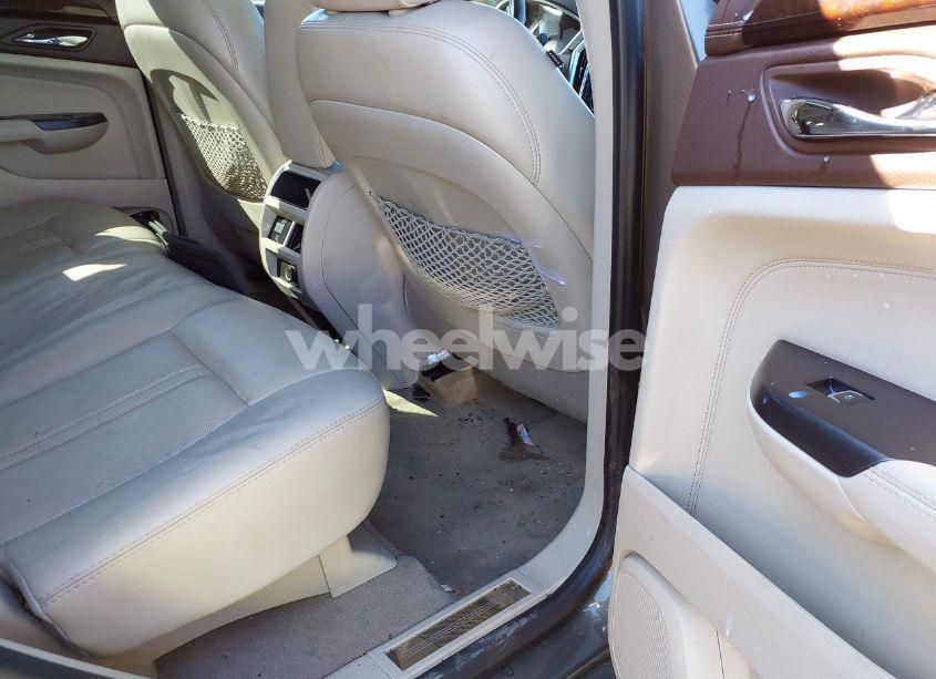 Photo 8 of 2014 Cadillac Srx PERFORMANCE COLLECTION (VIN 3GYFNCE36ES647366)
