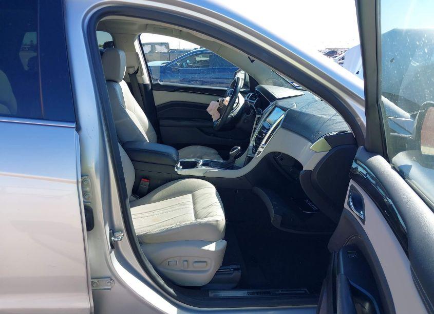 Photo 5 of 2015 Cadillac Srx PERFORMANCE COLLECTION (VIN 3GYFNCE36FS575425)