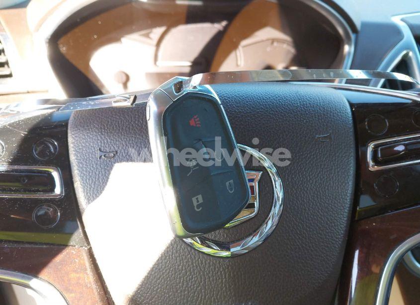 Photo 11 of 2015 Cadillac Srx PERFORMANCE COLLECTION (VIN 3GYFNCE39FS628148)