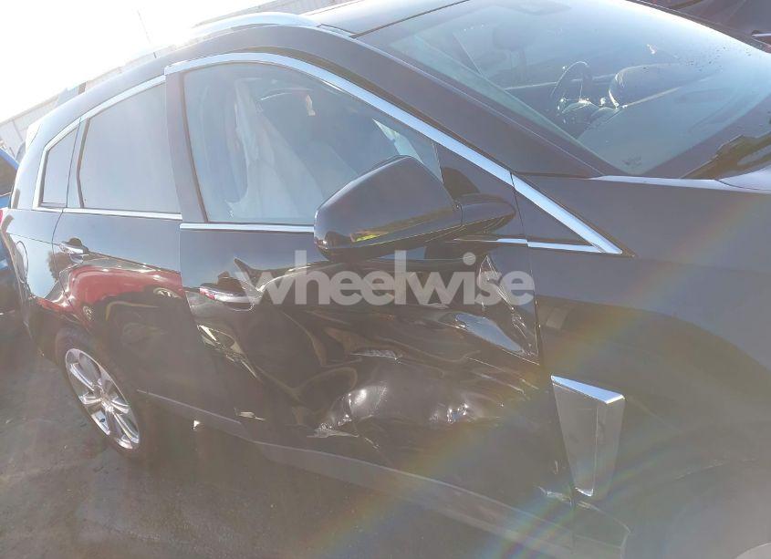 Photo 13 of 2015 Cadillac Srx PERFORMANCE COLLECTION (VIN 3GYFNCE39FS628148)