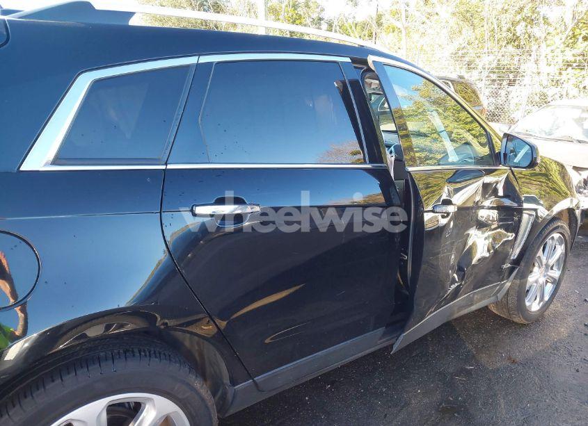 Photo 6 of 2015 Cadillac Srx PERFORMANCE COLLECTION (VIN 3GYFNCE39FS628148)