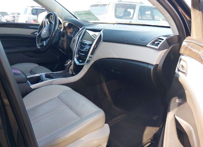 Photo 5 of 2014 Cadillac Srx PERFORMANCE COLLECTION (VIN 3GYFNCE3XES516859)