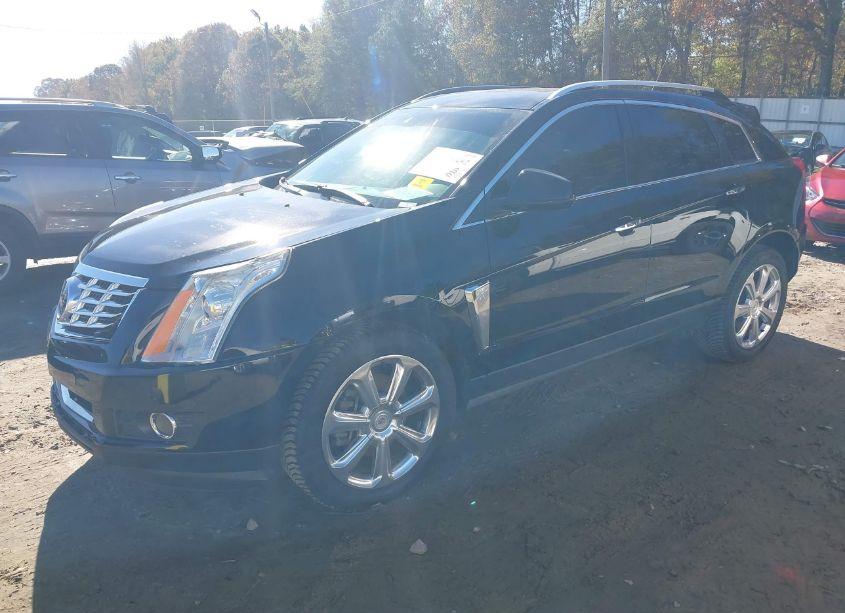 Photo 2 of 2016 Cadillac Srx PREMIUM COLLECTION (VIN 3GYFNDE31GS573993)