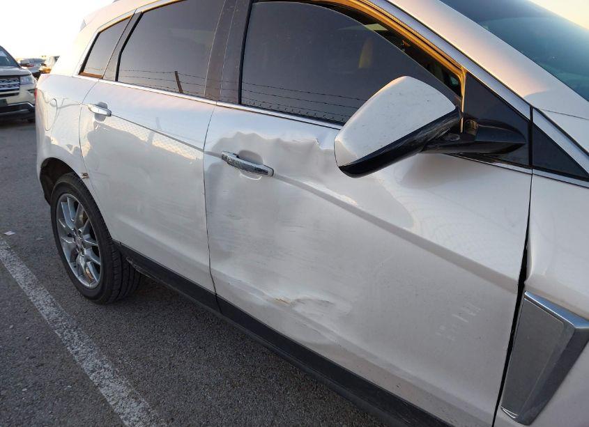 Photo 6 of 2013 Cadillac Srx PERFORMANCE COLLECTION (VIN 3GYFNDE36DS638705)