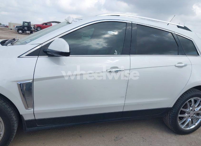 Photo 14 of 2014 Cadillac Srx PREMIUM COLLECTION (VIN 3GYFNDE37ES583389)