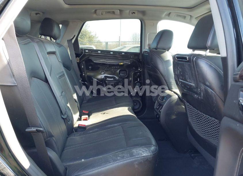 Photo 8 of 2016 Cadillac Srx PREMIUM COLLECTION (VIN 3GYFNDE37GS500742)