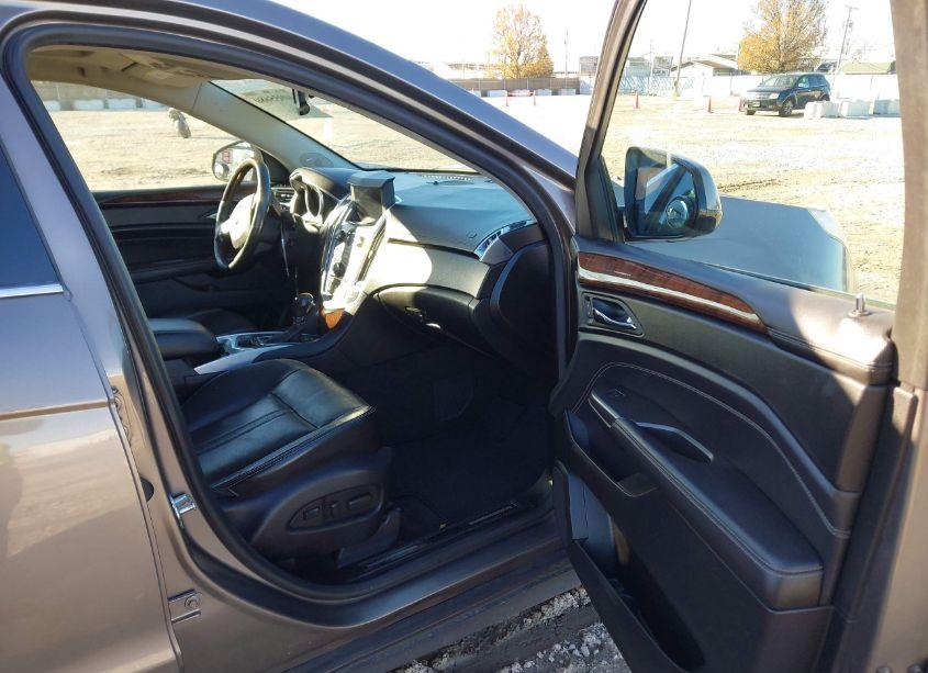 Photo 5 of 2012 Cadillac Srx PERFORMANCE COLLECTION (VIN 3GYFNEE31CS528567)