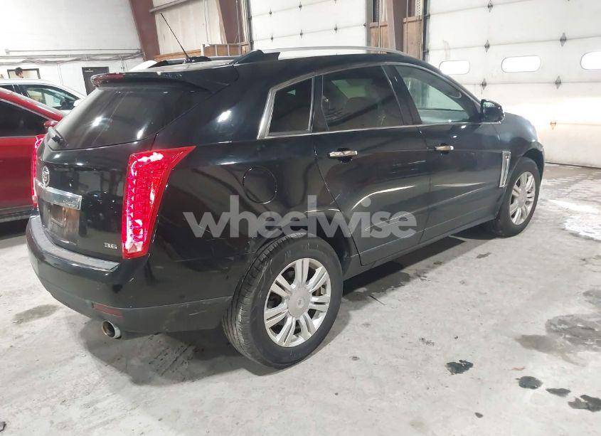 Photo 4 of 2015 Cadillac Srx LUXURY COLLECTION (VIN 3GYFNEE31FS566823)