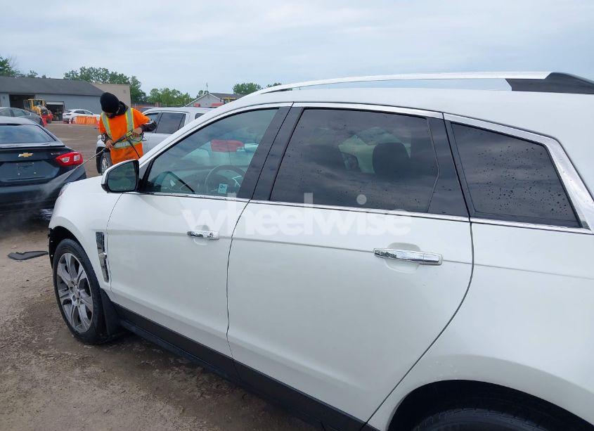 Photo 15 of 2012 Cadillac Srx PERFORMANCE COLLECTION (VIN 3GYFNEE32CS658275)