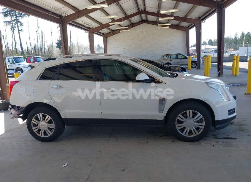 Photo 13 of 2015 Cadillac Srx LUXURY COLLECTION (VIN 3GYFNEE35FS573256)