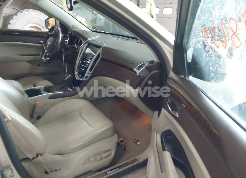 Photo 5 of 2014 Cadillac Srx LUXURY COLLECTION (VIN 3GYFNEE36ES644284)