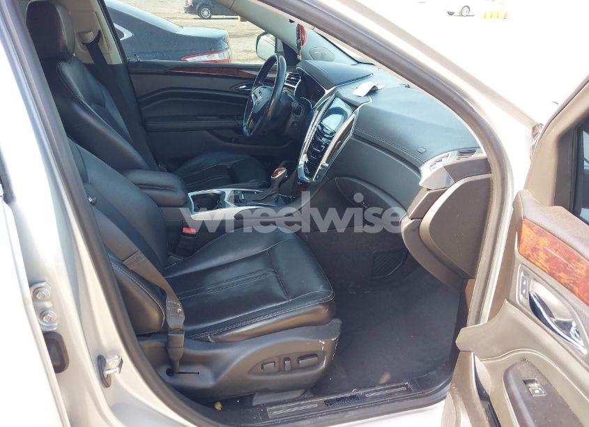 Photo 5 of 2014 Cadillac Srx LUXURY COLLECTION (VIN 3GYFNEE36ES652353)