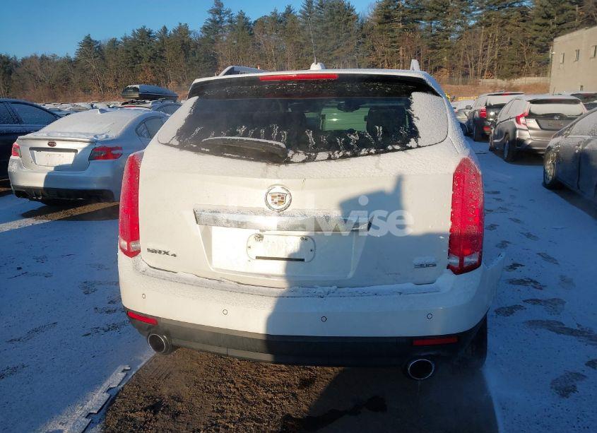 Photo 16 of 2015 Cadillac Srx LUXURY COLLECTION (VIN 3GYFNEE36FS556921)