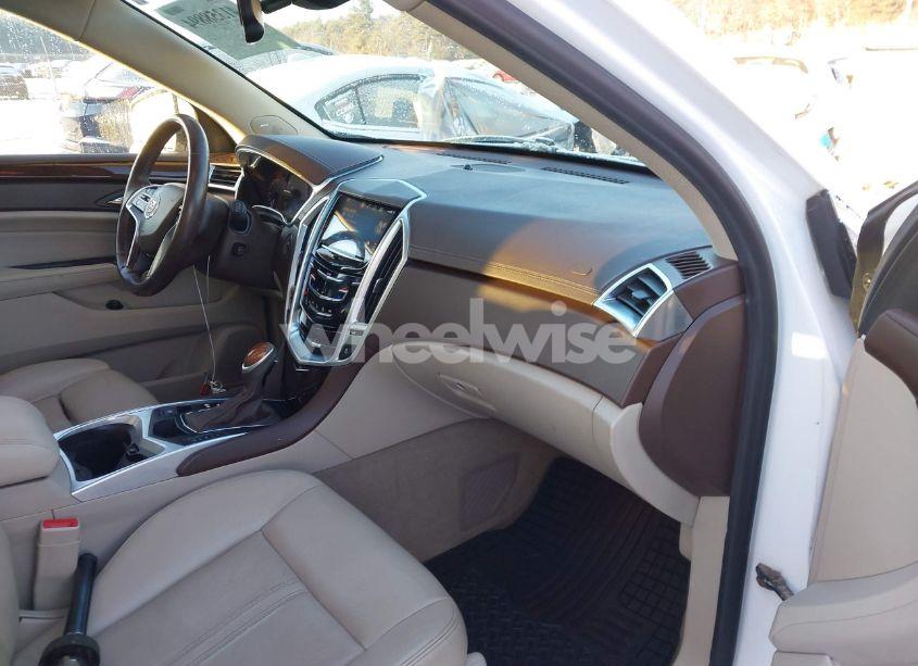 Photo 5 of 2015 Cadillac Srx LUXURY COLLECTION (VIN 3GYFNEE36FS556921)
