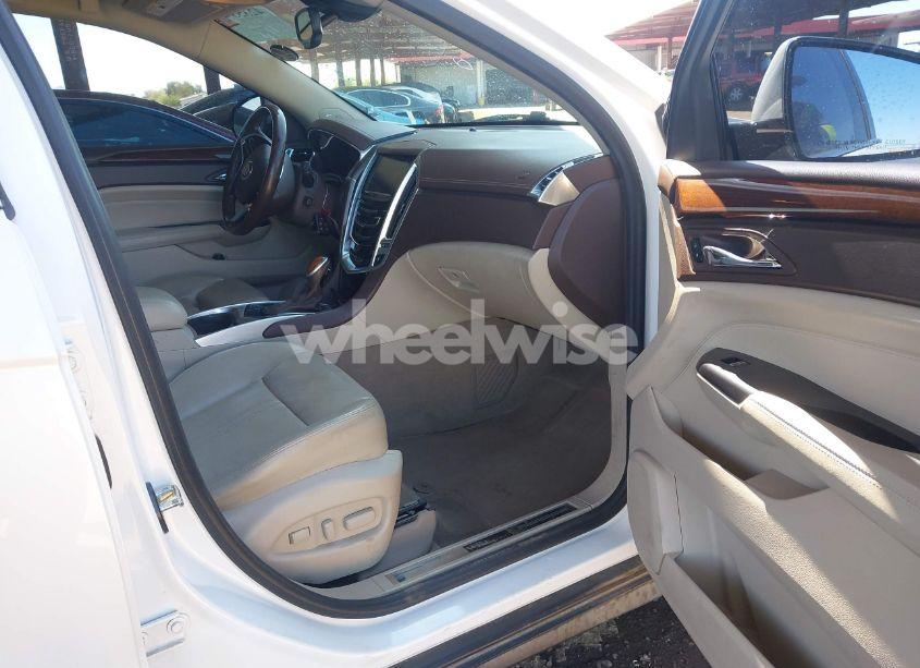 Photo 5 of 2015 Cadillac Srx LUXURY COLLECTION (VIN 3GYFNEE36FS572777)
