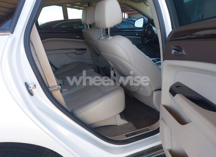 Photo 8 of 2015 Cadillac Srx LUXURY COLLECTION (VIN 3GYFNEE36FS572777)