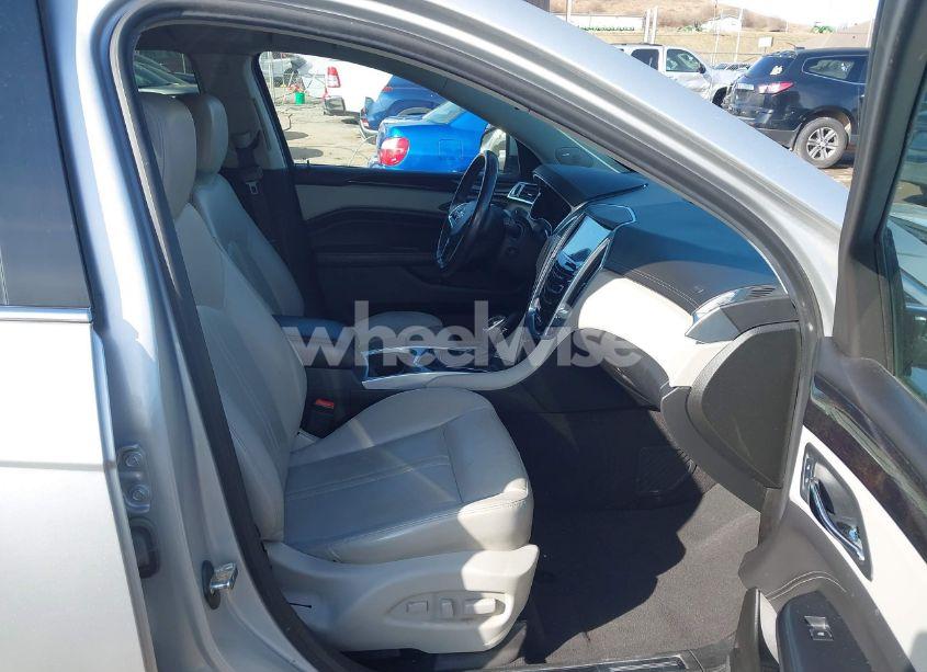 Photo 5 of 2014 Cadillac Srx LUXURY COLLECTION (VIN 3GYFNEE37ES528589)