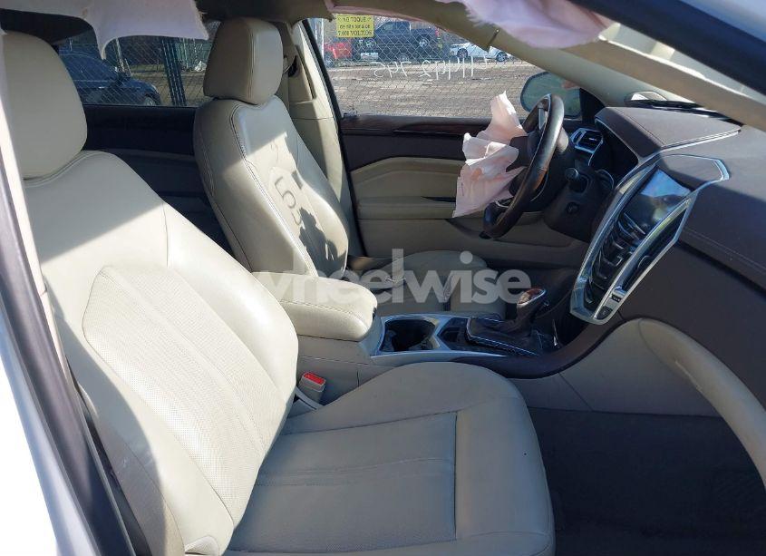 Photo 5 of 2014 Cadillac Srx LUXURY COLLECTION (VIN 3GYFNEE37ES540290)