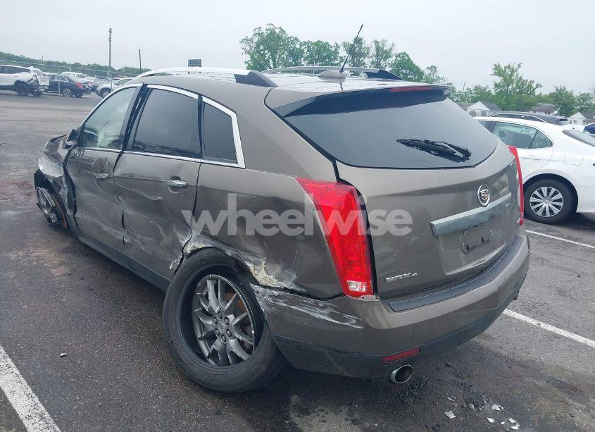 Photo 3 of 2015 Cadillac Srx LUXURY COLLECTION (VIN 3GYFNEE37FS519747)