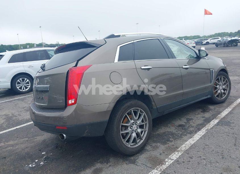 Photo 4 of 2015 Cadillac Srx LUXURY COLLECTION (VIN 3GYFNEE37FS519747)