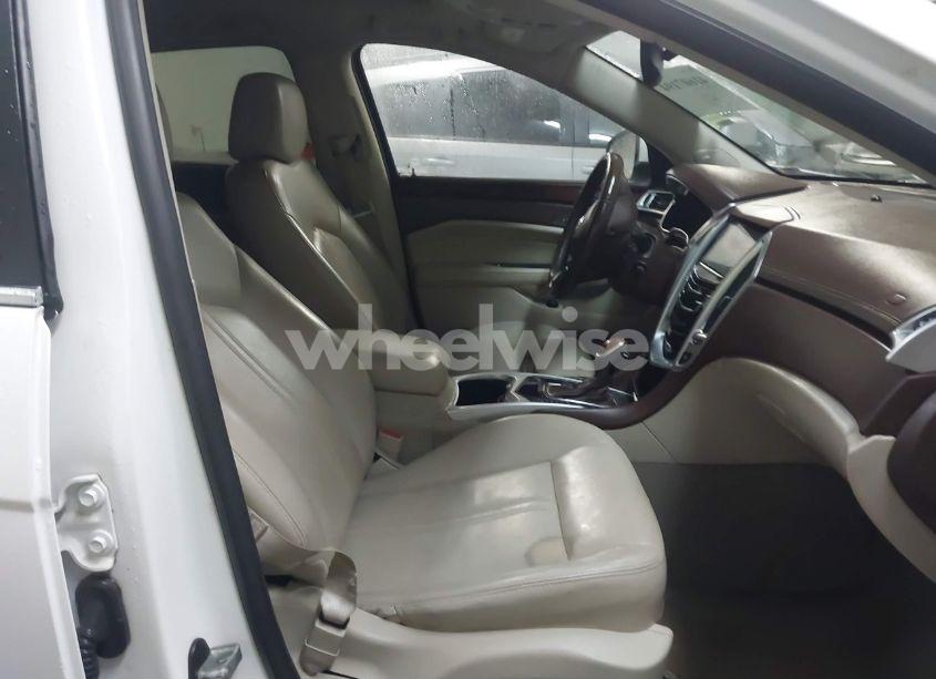 Photo 5 of 2015 Cadillac Srx LUXURY COLLECTION (VIN 3GYFNEE38FS611255)