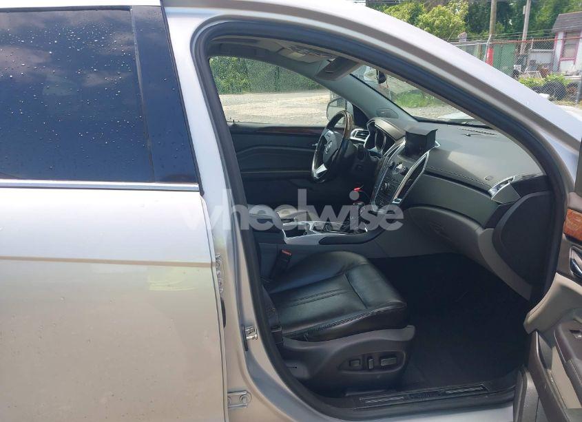 Photo 5 of 2011 Cadillac Srx PERFORMANCE COLLECTION (VIN 3GYFNEEY4BS521137)