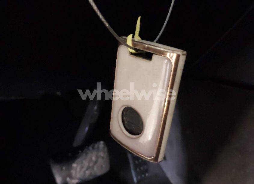 Photo 11 of 2012 Cadillac Srx PREMIUM COLLECTION (VIN 3GYFNFE30CS565521)