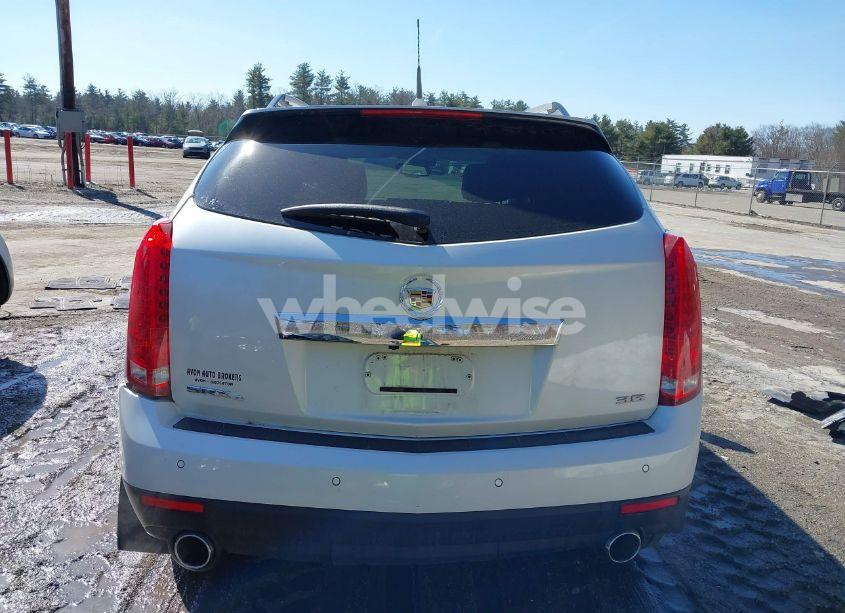 Photo 17 of 2014 Cadillac Srx PERFORMANCE COLLECTION (VIN 3GYFNFE30ES586713)