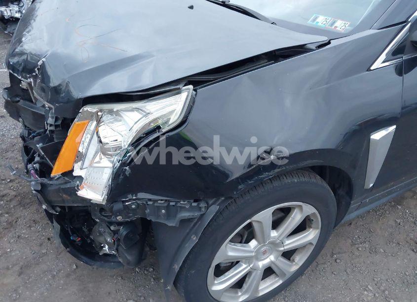 Photo 20 of 2015 Cadillac Srx PERFORMANCE COLLECTION (VIN 3GYFNFE31FS584857)