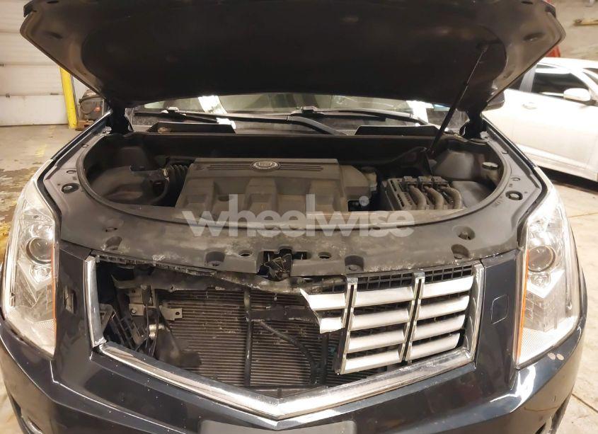 Photo 10 of 2014 Cadillac Srx PERFORMANCE COLLECTION (VIN 3GYFNFE33ES682156)