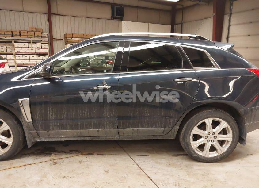 Photo 14 of 2014 Cadillac Srx PERFORMANCE COLLECTION (VIN 3GYFNFE33ES682156)