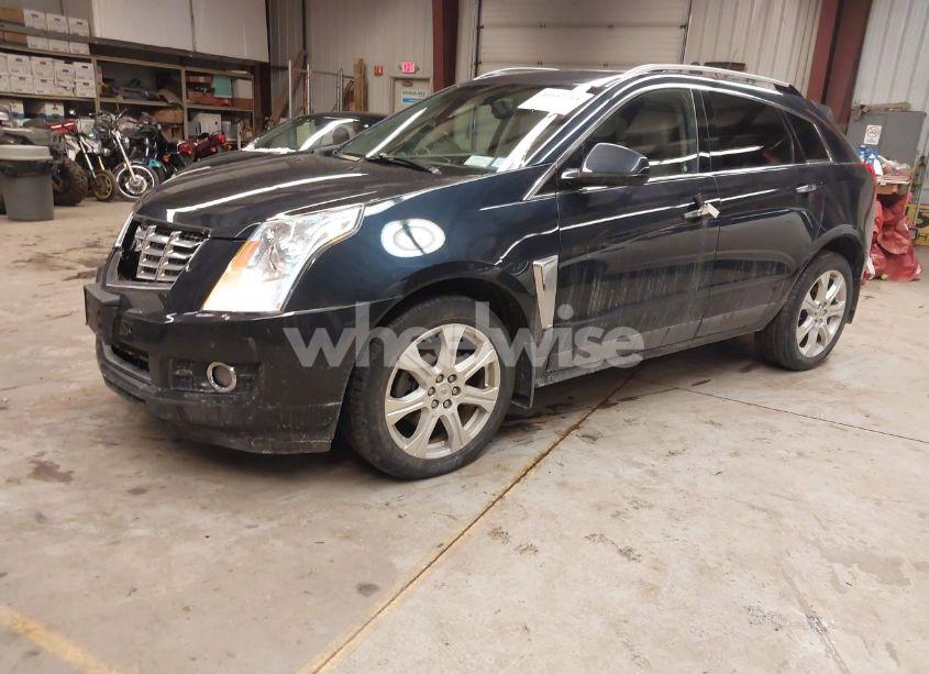 Photo 2 of 2014 Cadillac Srx PERFORMANCE COLLECTION (VIN 3GYFNFE33ES682156)