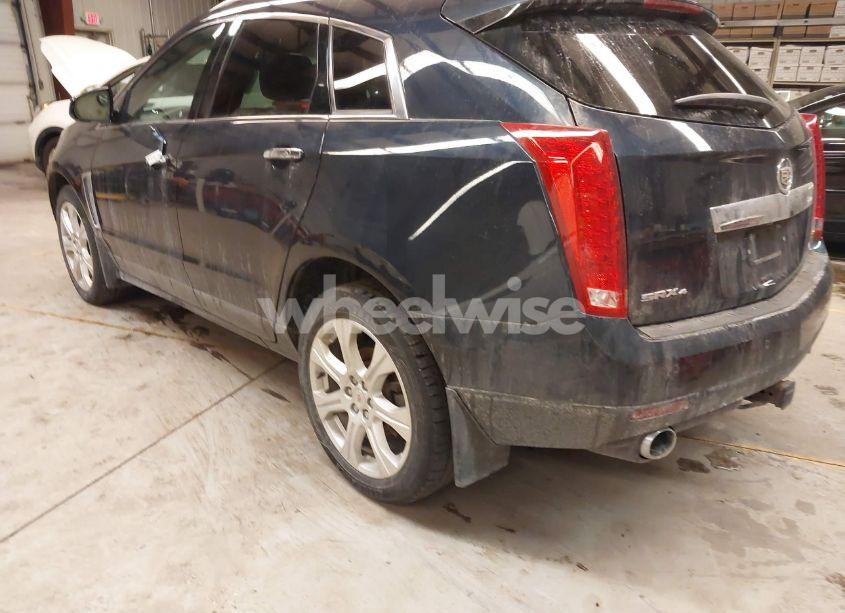 Photo 3 of 2014 Cadillac Srx PERFORMANCE COLLECTION (VIN 3GYFNFE33ES682156)