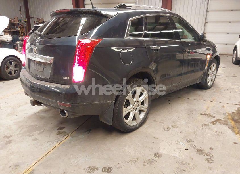 Photo 4 of 2014 Cadillac Srx PERFORMANCE COLLECTION (VIN 3GYFNFE33ES682156)