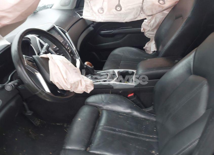 Photo 5 of 2015 Cadillac Srx PERFORMANCE COLLECTION (VIN 3GYFNFE33FS621780)