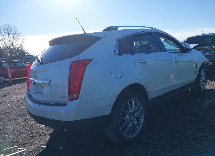 Photo 4 of 2014 Cadillac Srx PERFORMANCE COLLECTION (VIN 3GYFNFE35ES516382)