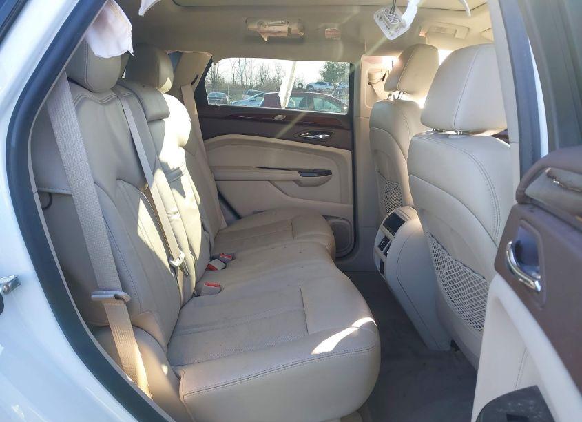 Photo 8 of 2014 Cadillac Srx PERFORMANCE COLLECTION (VIN 3GYFNFE35ES516382)