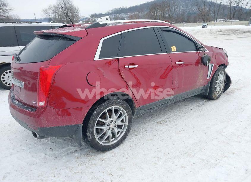 Photo 4 of 2014 Cadillac Srx PERFORMANCE COLLECTION (VIN 3GYFNFE35ES520609)