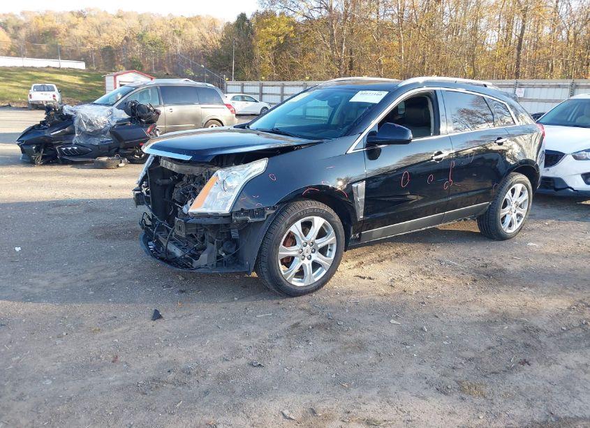 Photo 2 of 2014 Cadillac Srx PERFORMANCE COLLECTION (VIN 3GYFNFE35ES582852)