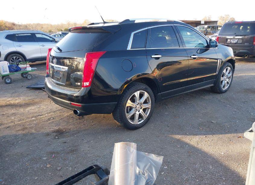 Photo 4 of 2014 Cadillac Srx PERFORMANCE COLLECTION (VIN 3GYFNFE35ES582852)