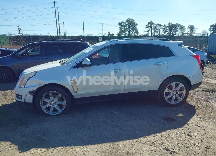 Photo 14 of 2015 Cadillac Srx PERFORMANCE COLLECTION (VIN 3GYFNFE35FS573814)